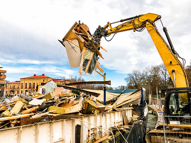 Best Professional Junk Removal  in Washington, KS